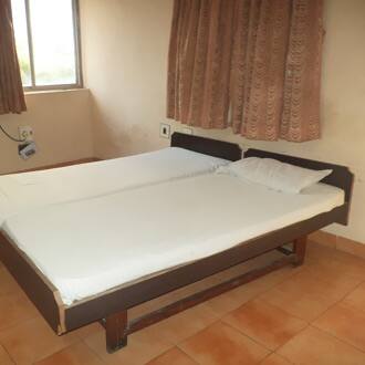 Hotel Roshni, Vadodara 2